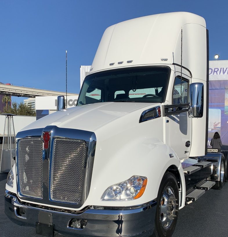 zero emissions kenworth t680e battery electric vehicle debuts at 2022 ces in las vegas