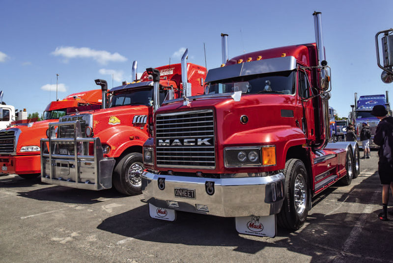 Mack Racing Livery Ode to Mack - NZ Trucking